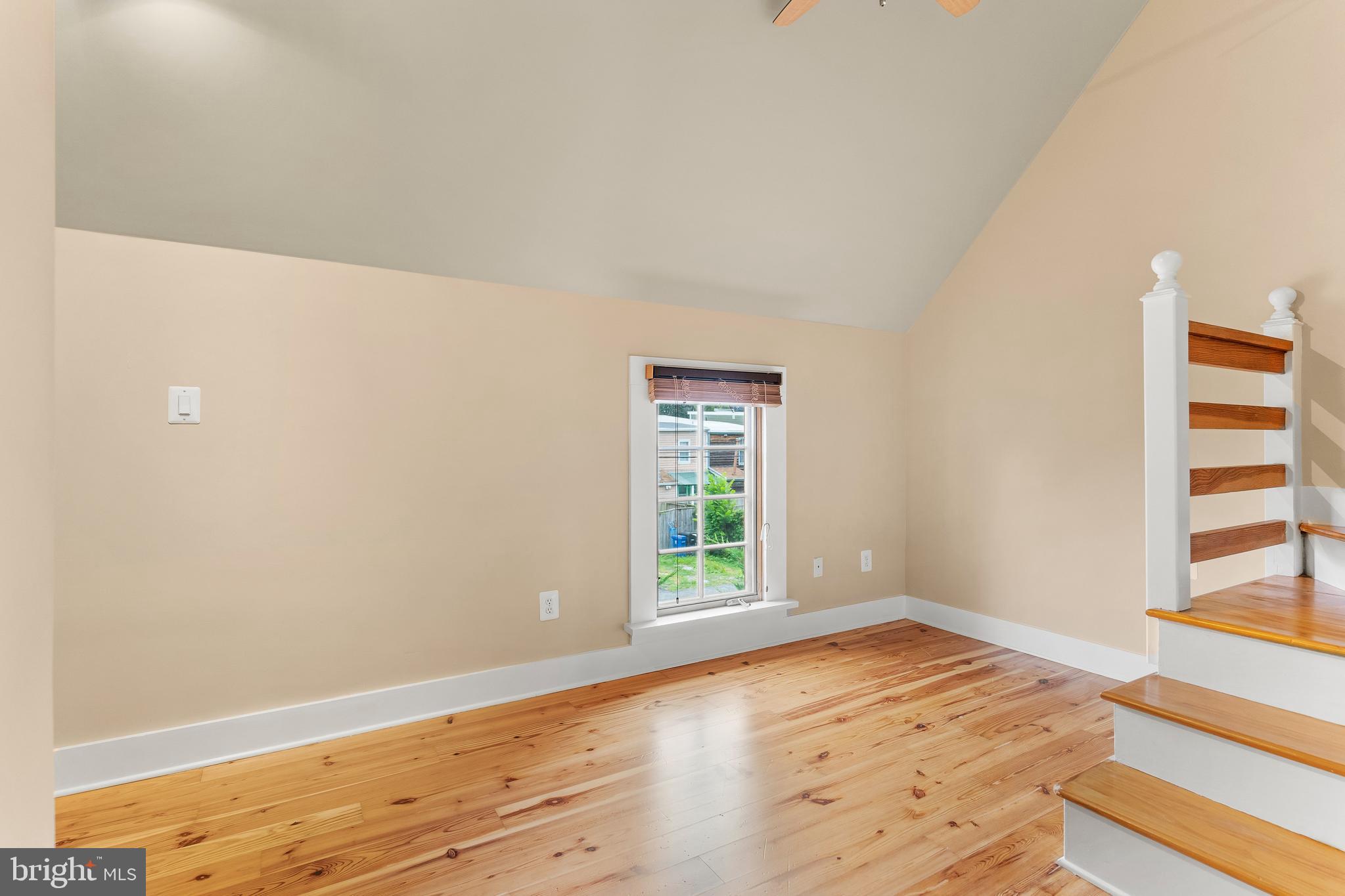 OLD TOWN - Residential Lease