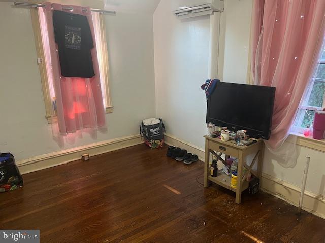 LANSDOWNE - Residential