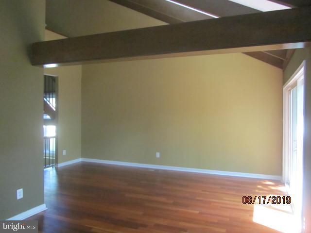 LAKE BRADDOCK - Residential Lease