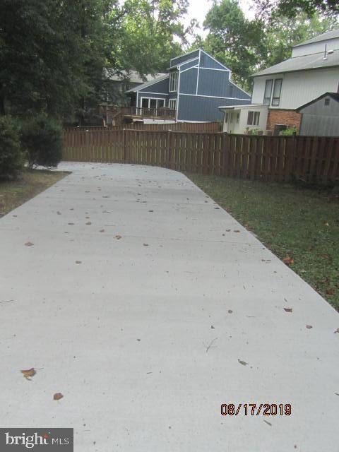 LAKE BRADDOCK - Residential Lease