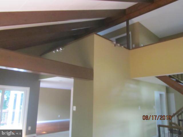 LAKE BRADDOCK - Residential Lease