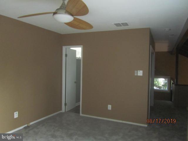 LAKE BRADDOCK - Residential Lease