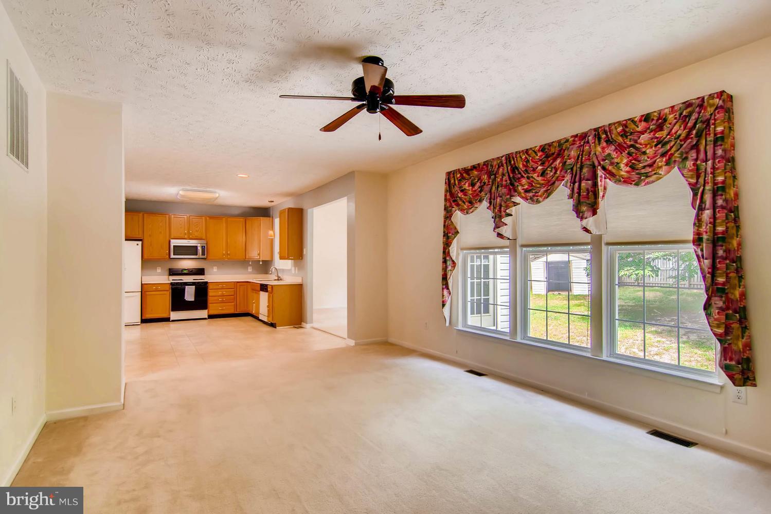 JONATHANS LANDING - Residential