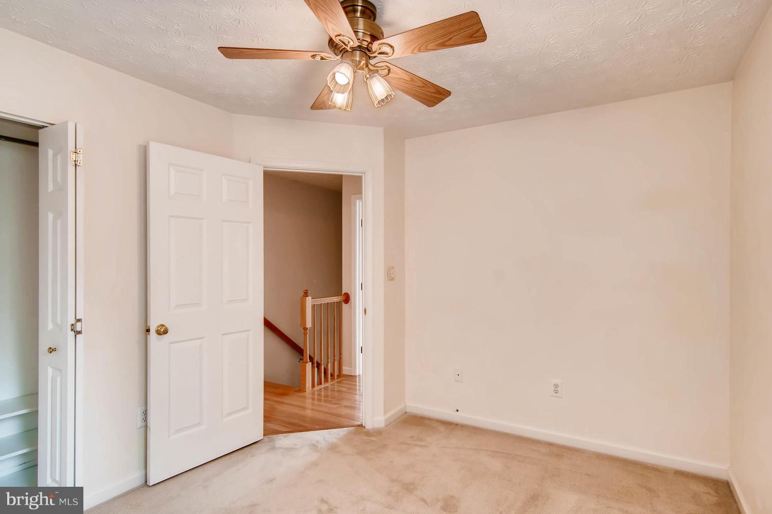 JONATHANS LANDING - Residential