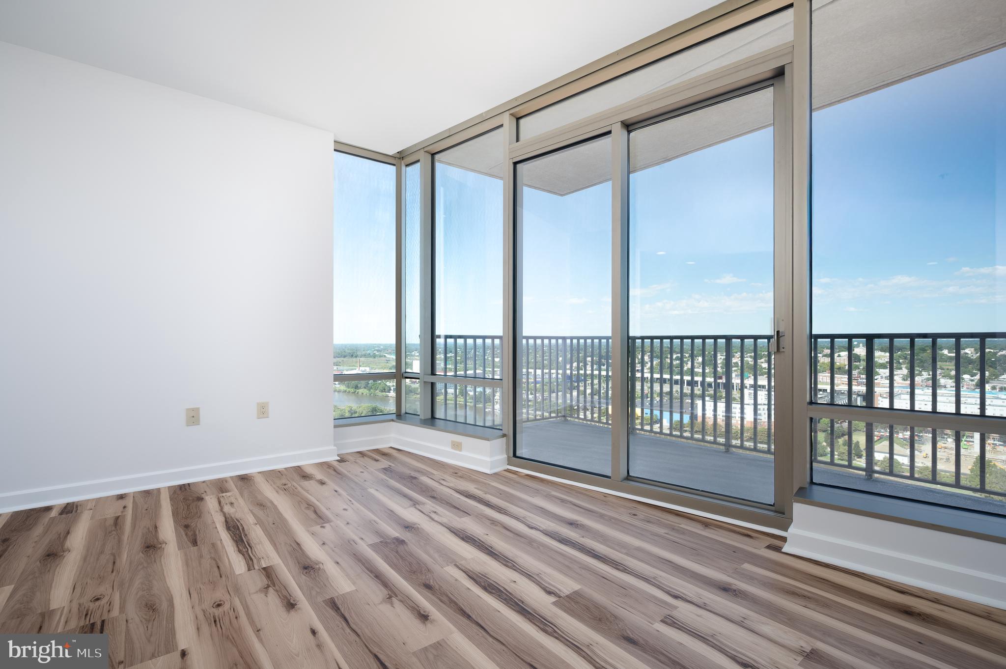 RIVER TOWER CHRIST L - Residential