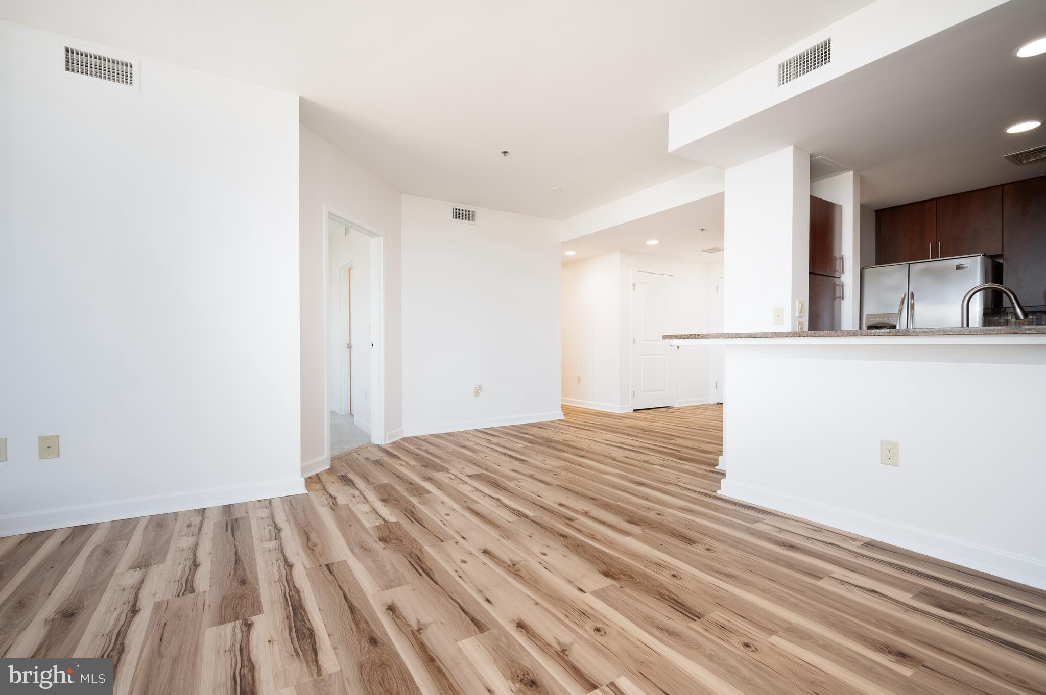 RIVER TOWER CHRIST L - Residential