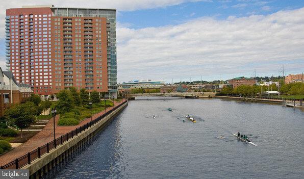 RIVER TOWER CHRIST L - Residential