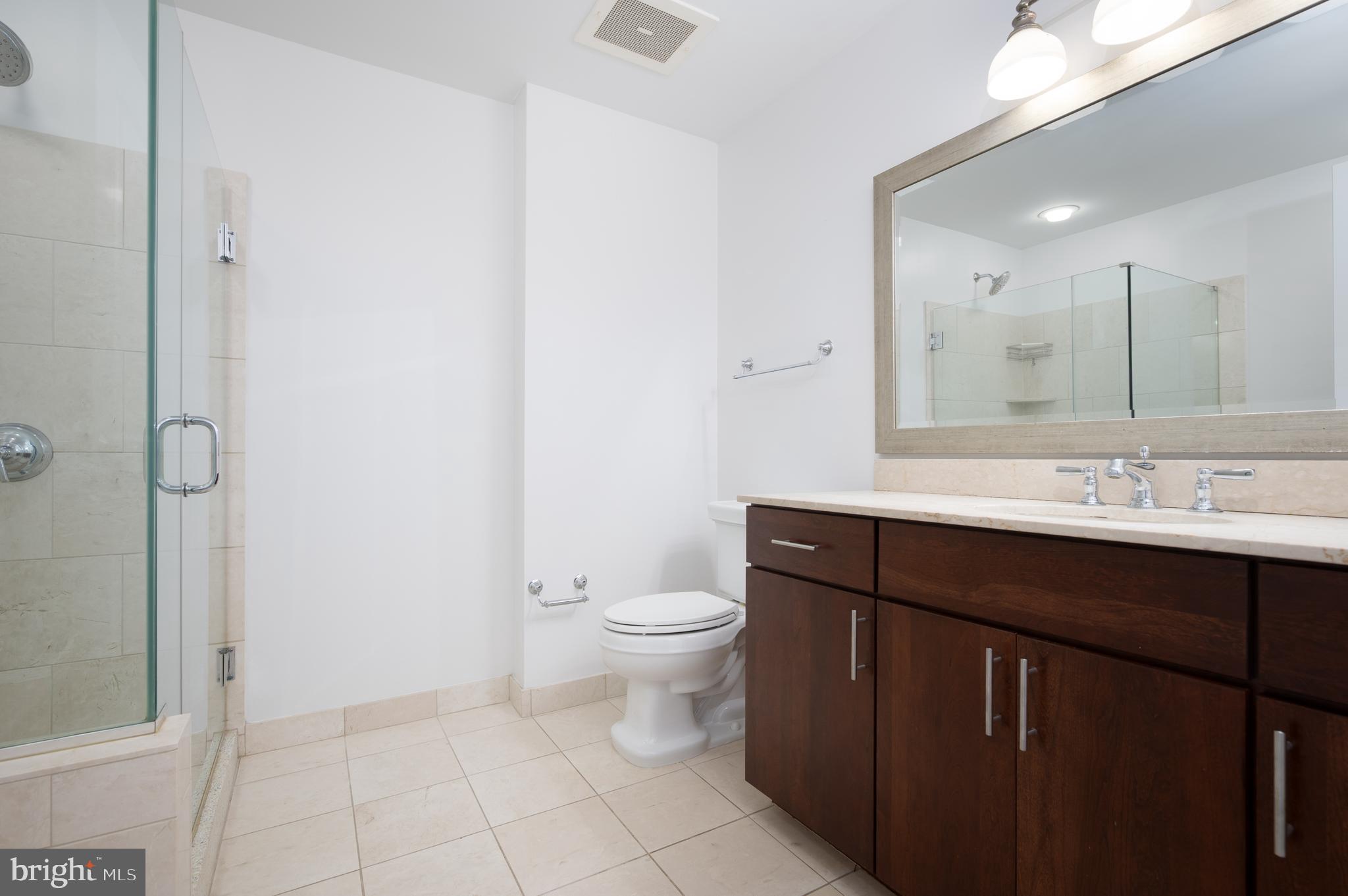 RIVER TOWER CHRIST L - Residential