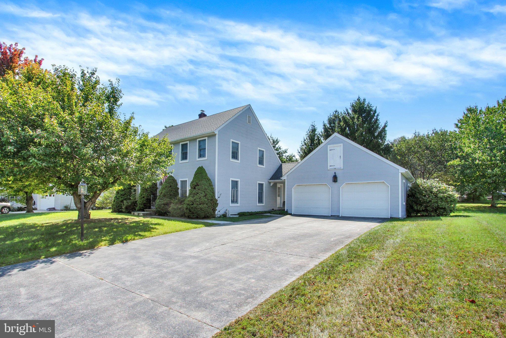 11 GLENWOOD DRIVE