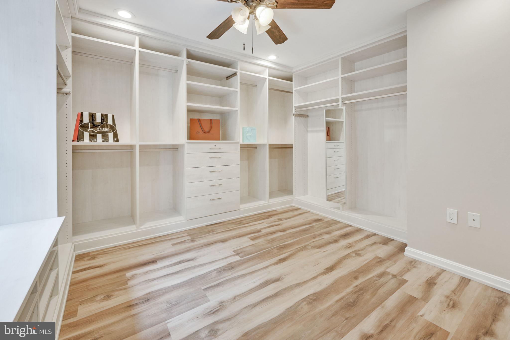 SOUTH RUN - Residential