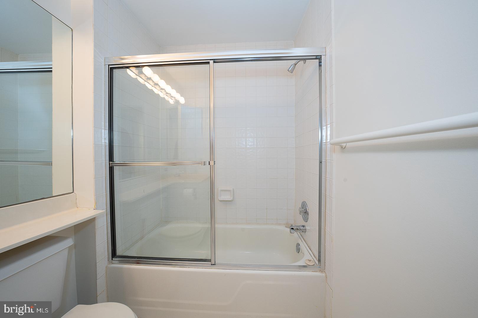 OAK HILL - Residential