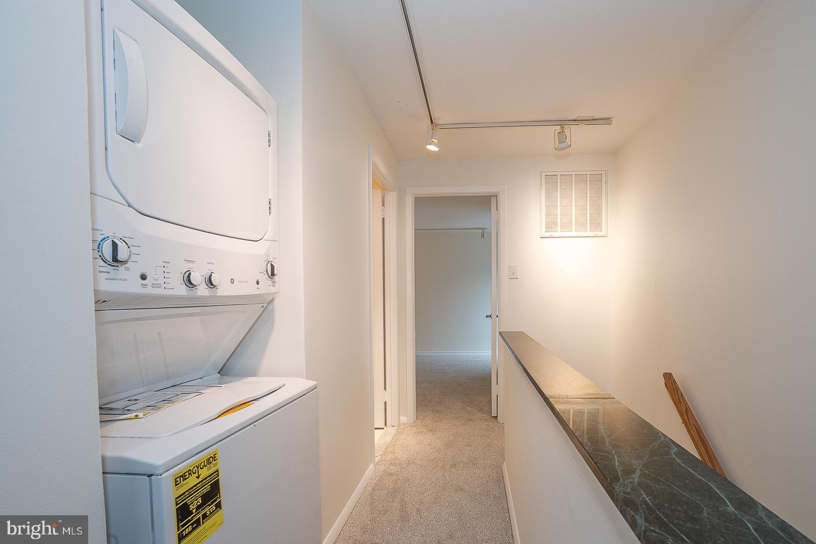 OAK HILL - Residential