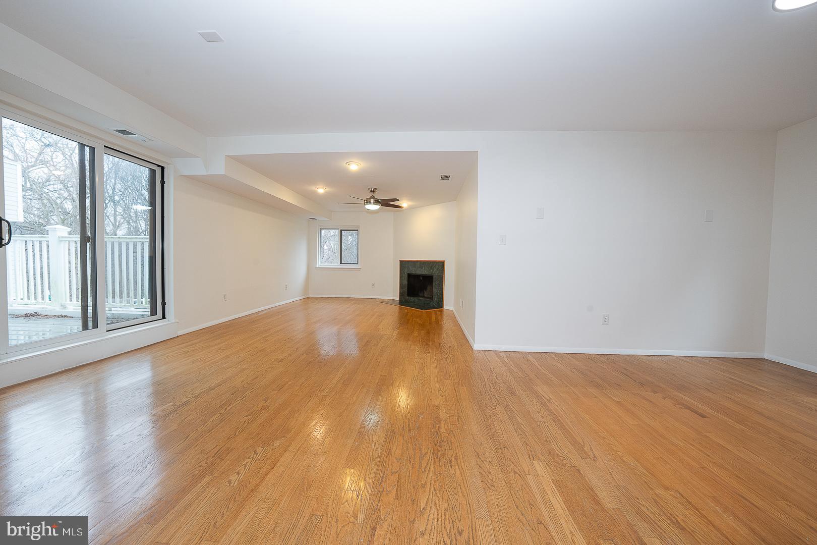 OAK HILL - Residential