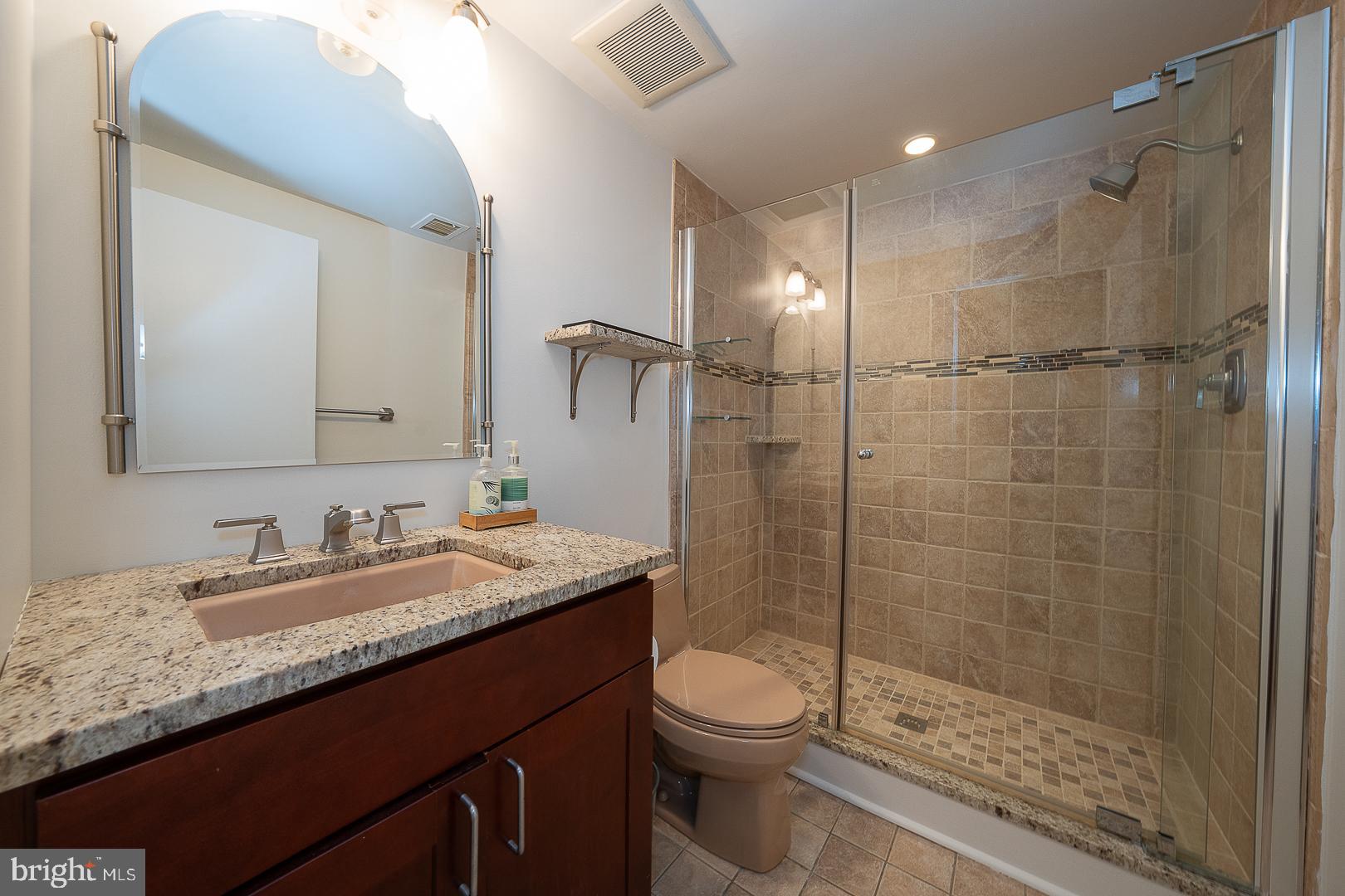 OAK HILL - Residential