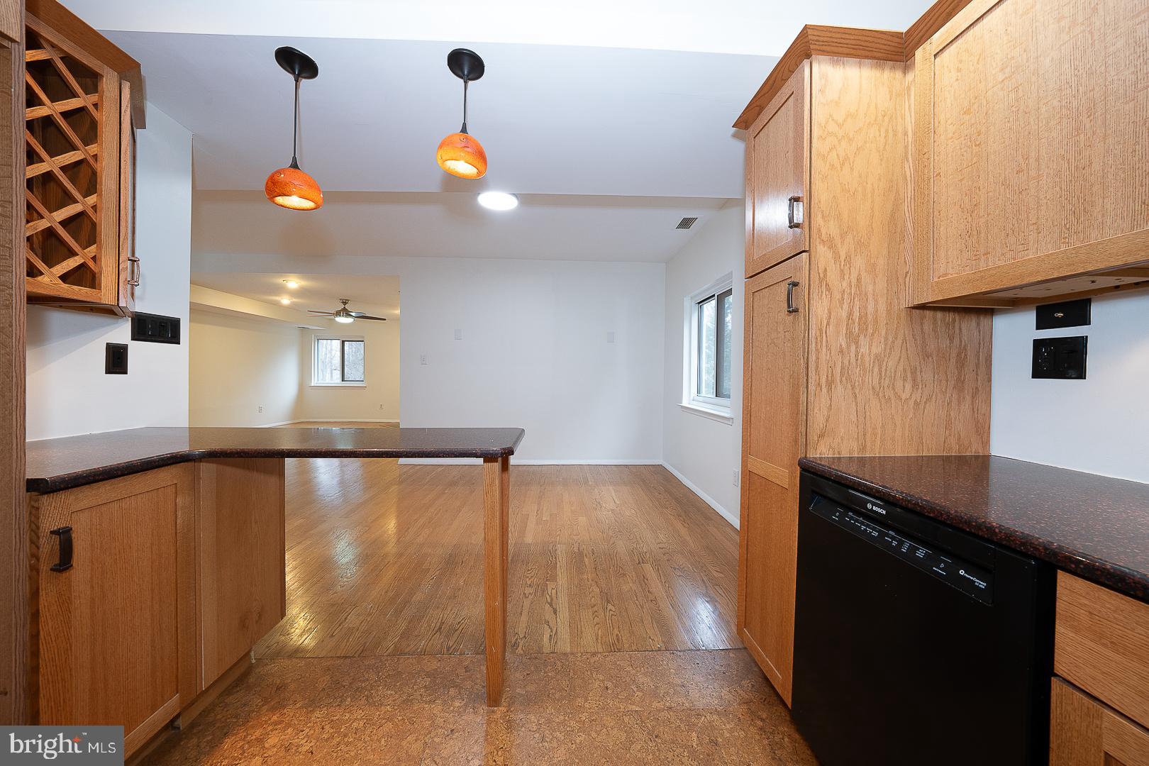 OAK HILL - Residential