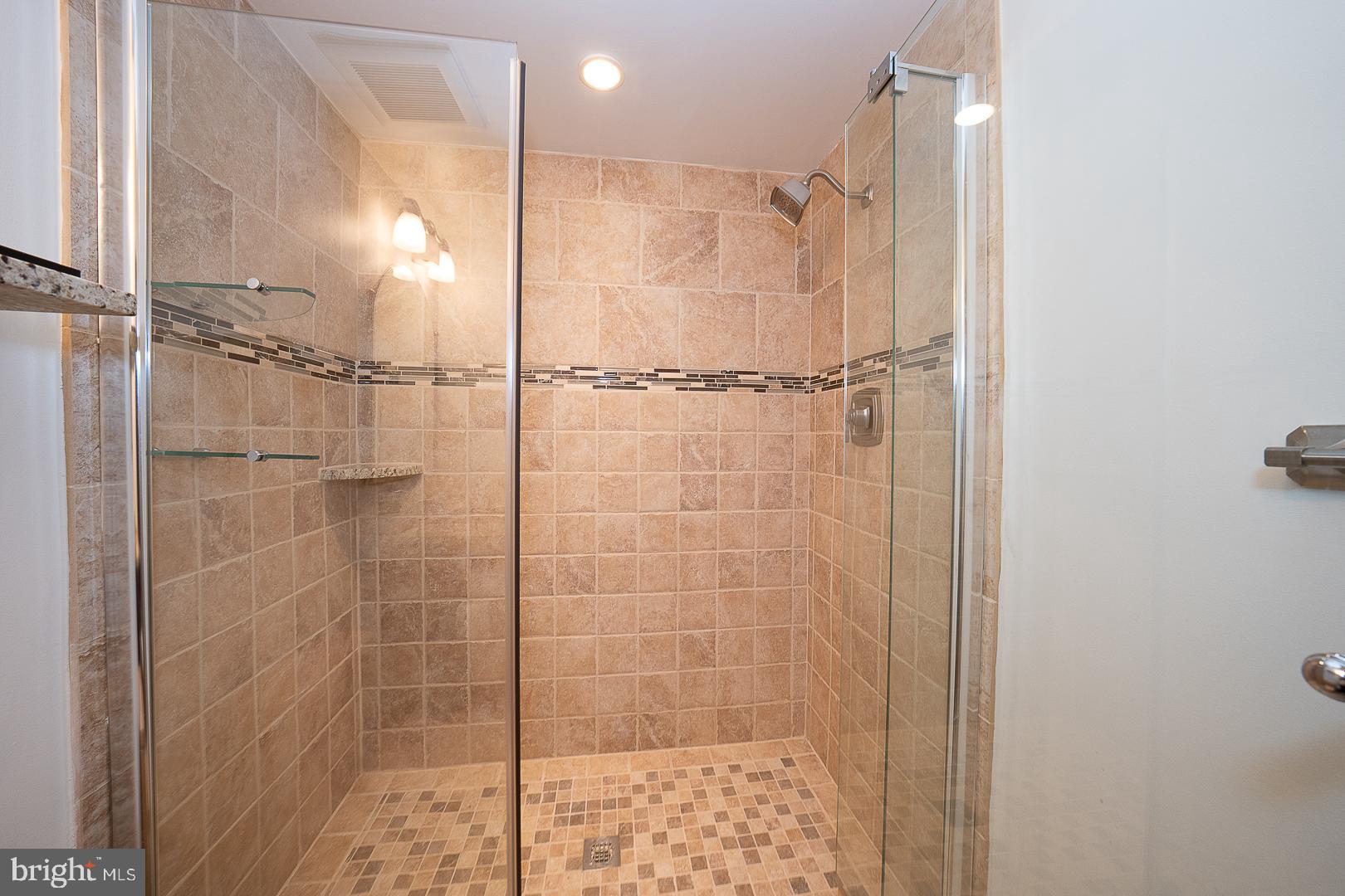 OAK HILL - Residential