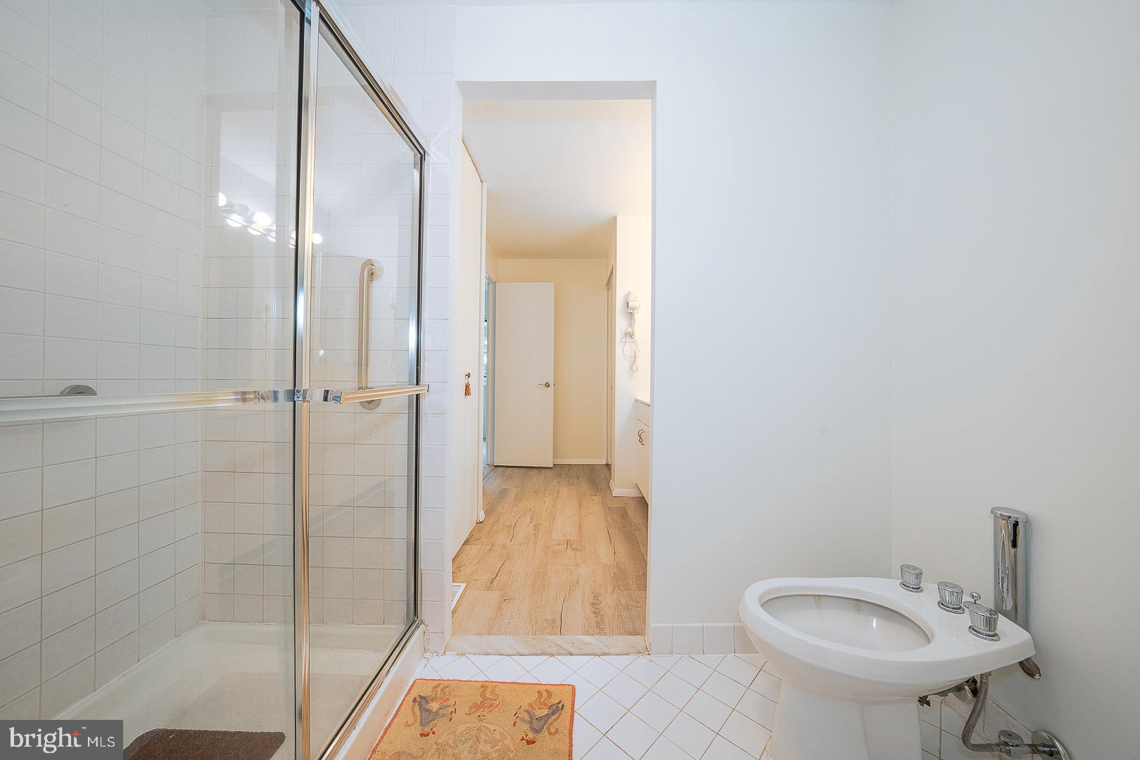 OAK HILL - Residential