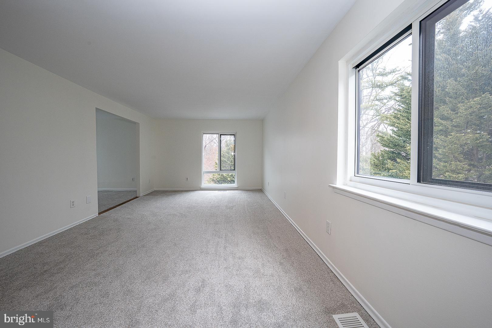 OAK HILL - Residential