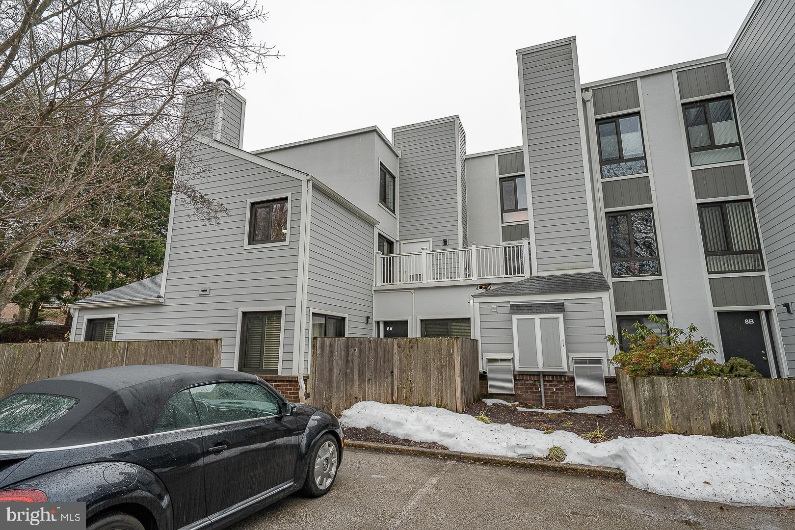 OAK HILL - Residential