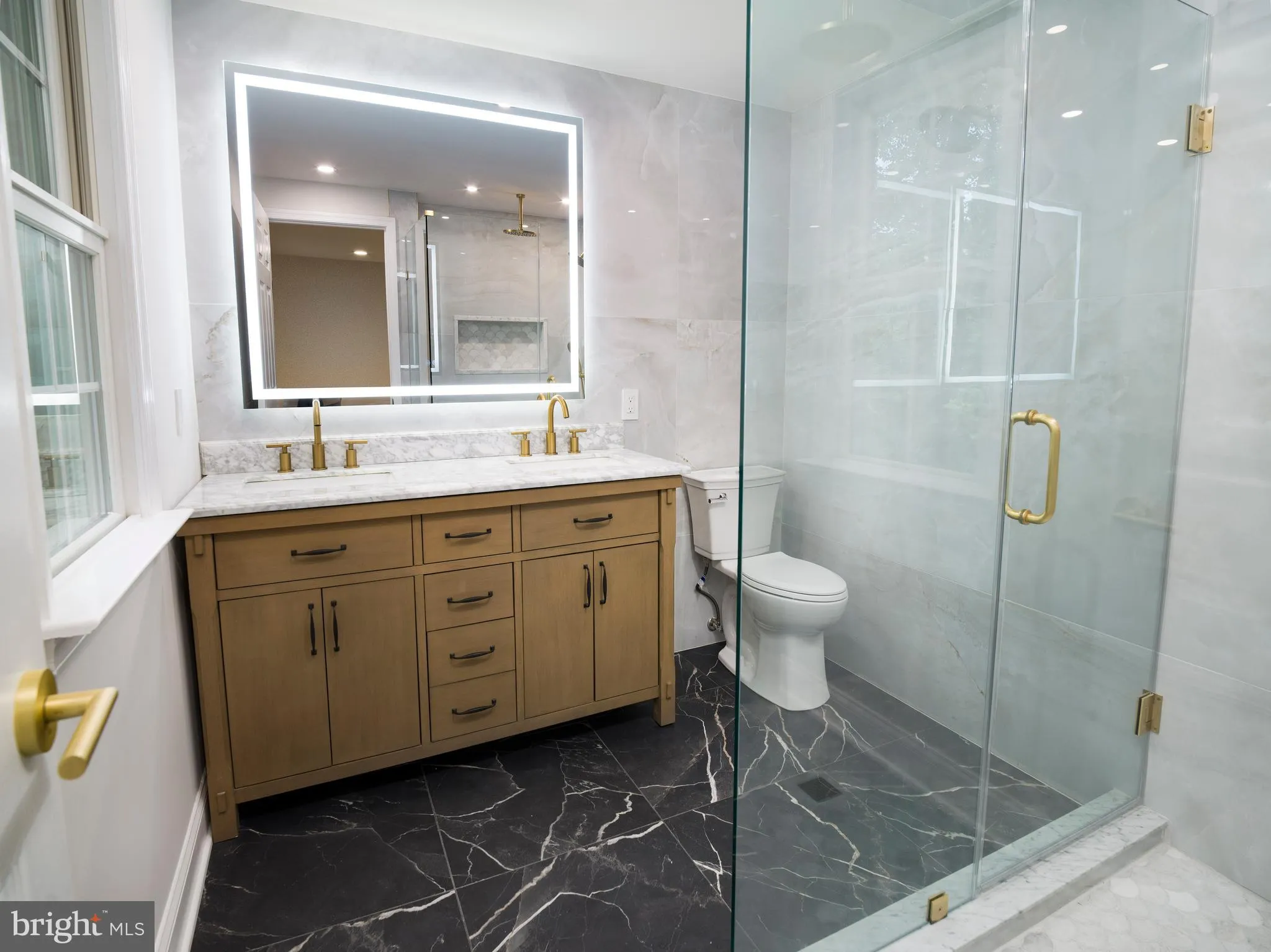 Wayne, Pennsylvania 19087, United States, 4 Bedrooms Bedrooms, ,3 BathroomsBathrooms,Residential,Active,154924