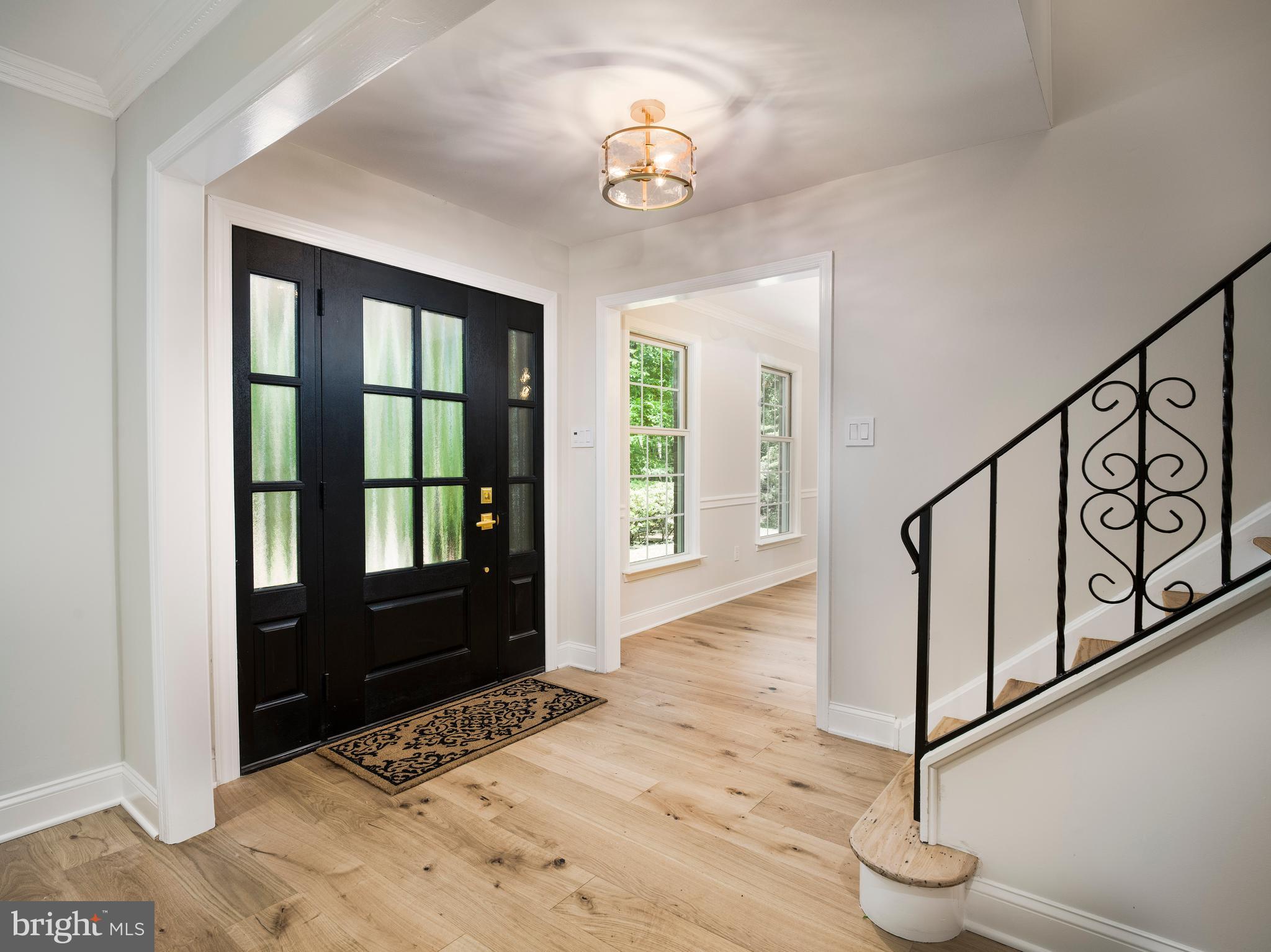 581 WOODLAND DRIVE