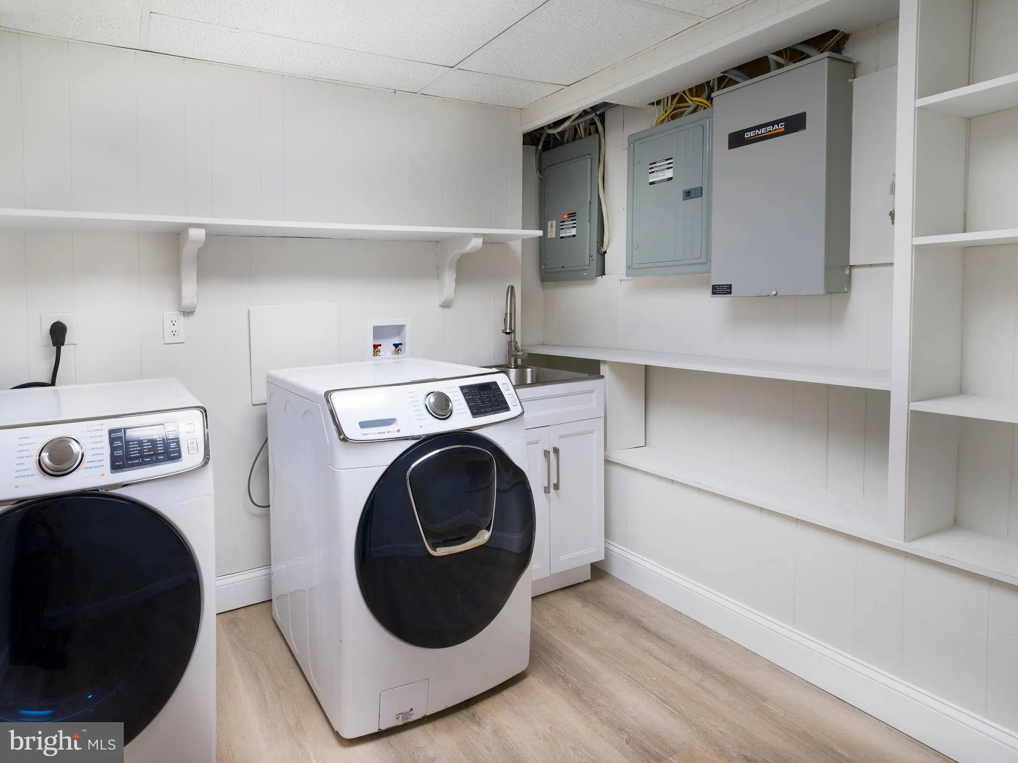 Wayne, Pennsylvania 19087, United States, 4 Bedrooms Bedrooms, ,3 BathroomsBathrooms,Residential,Active,154924