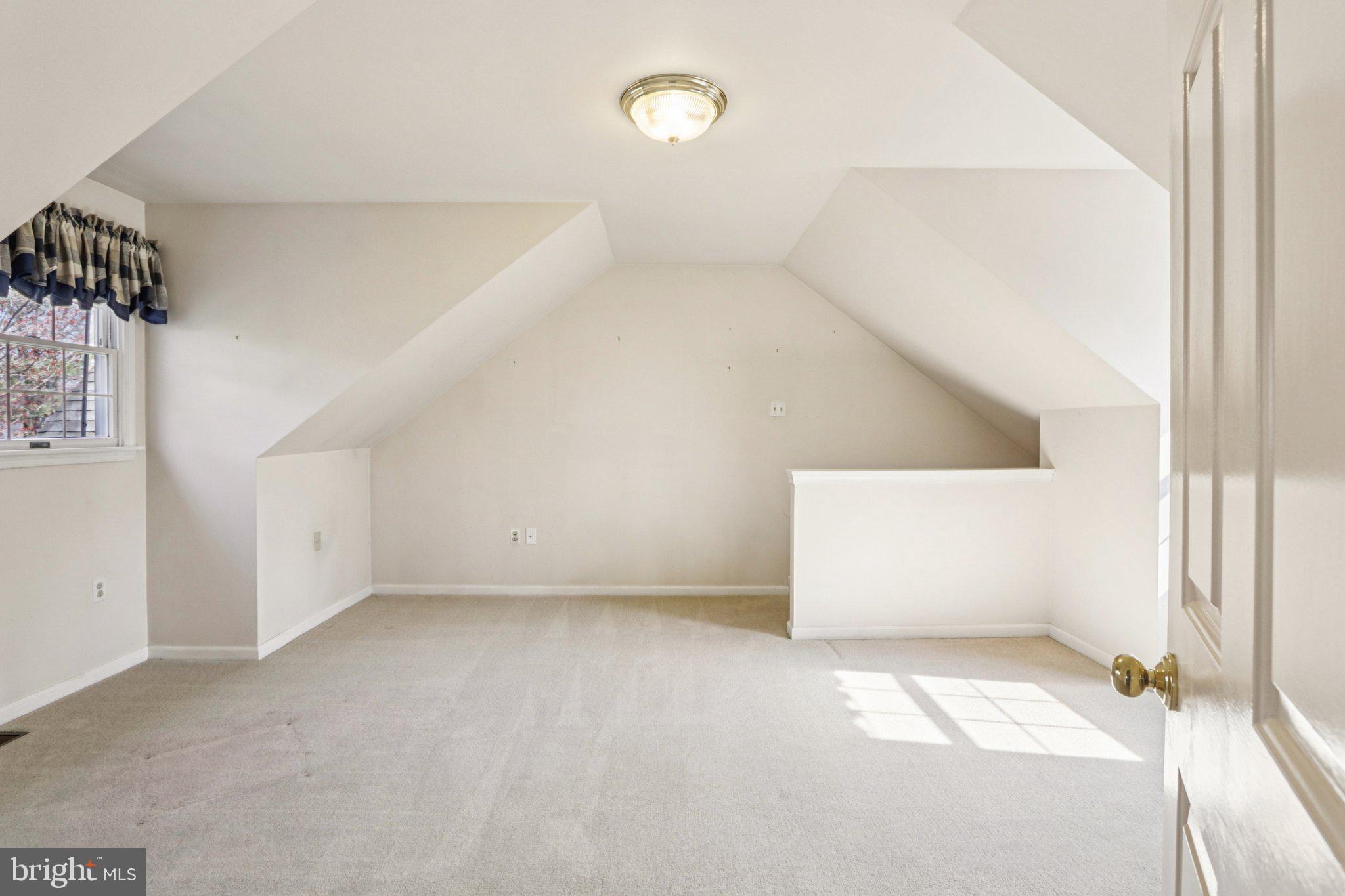 HARLEYSVILLE - Residential