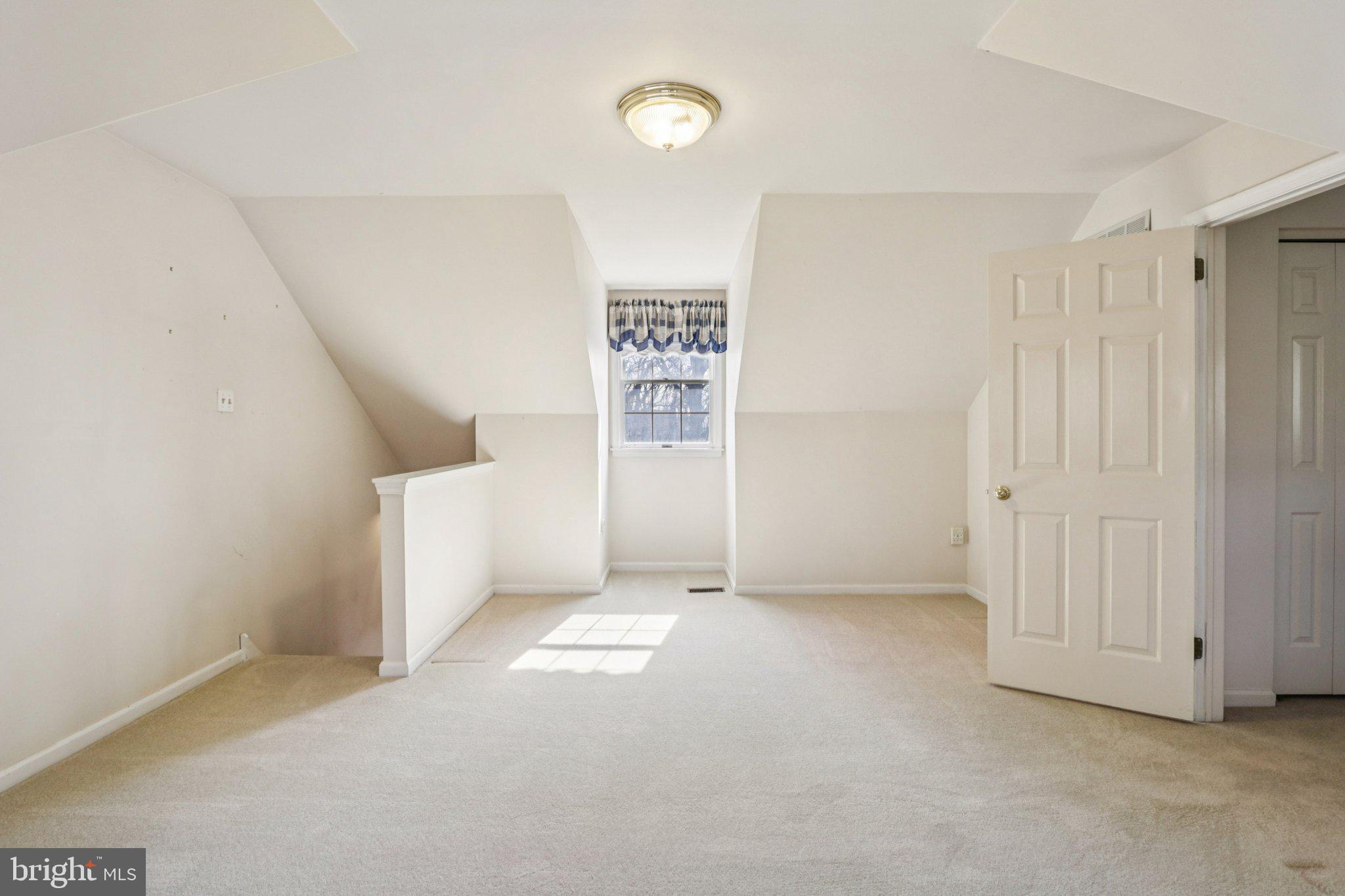 HARLEYSVILLE - Residential