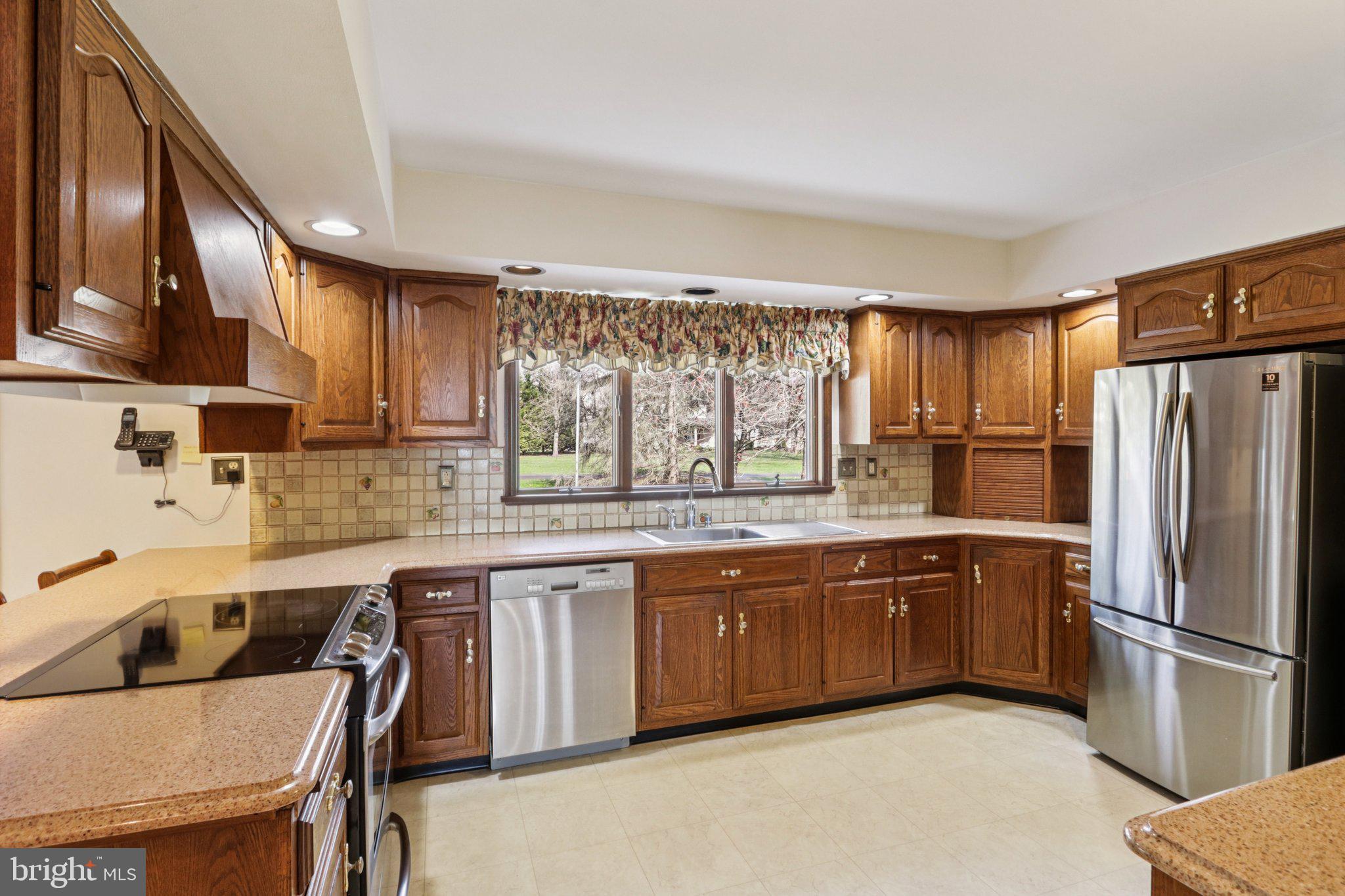 HARLEYSVILLE - Residential