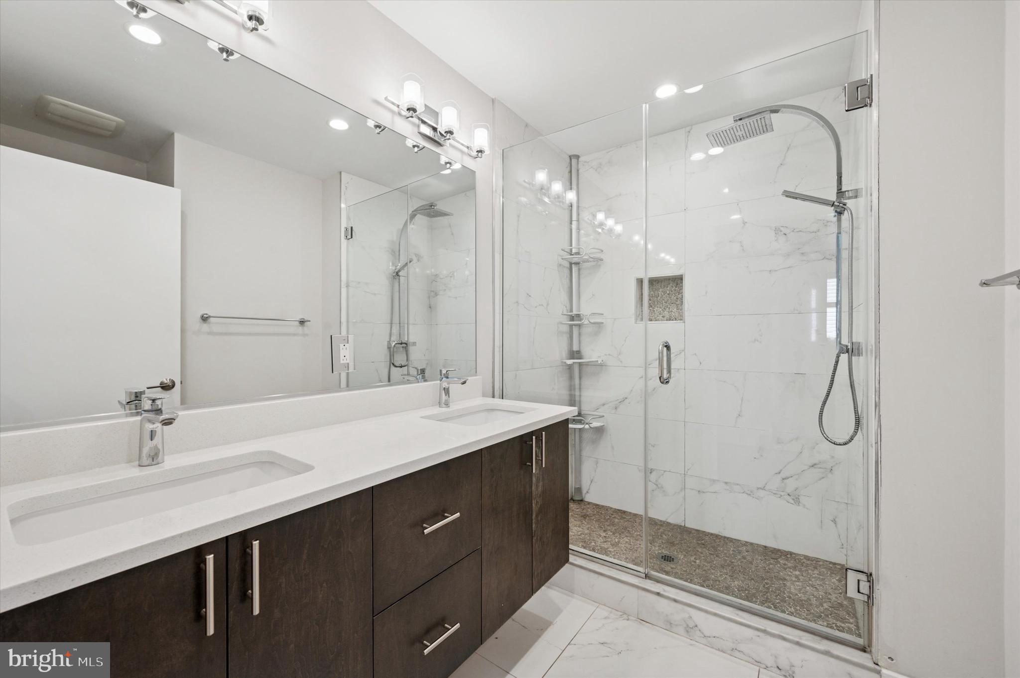 GRADUATE HOSPITAL - Residential