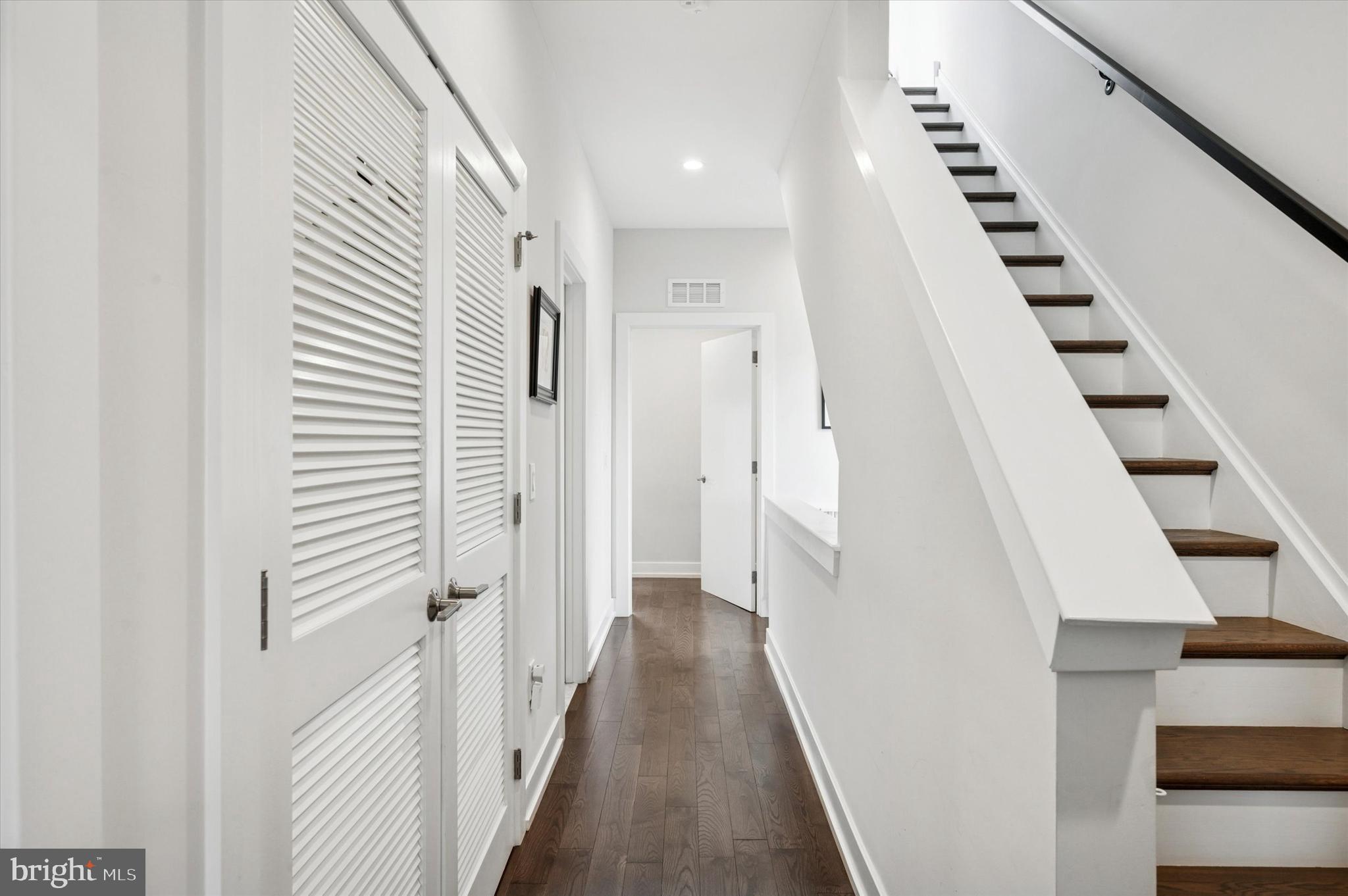 GRADUATE HOSPITAL - Residential