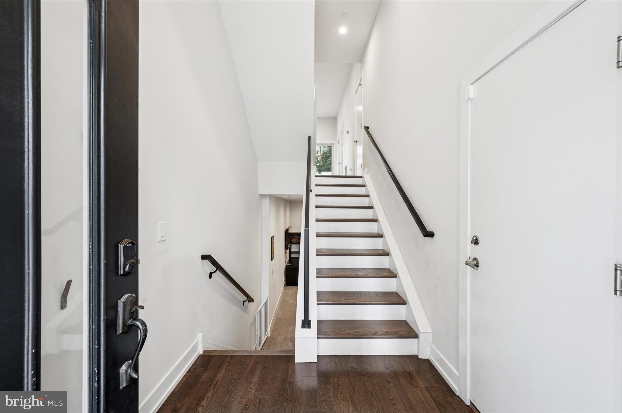 GRADUATE HOSPITAL - Residential