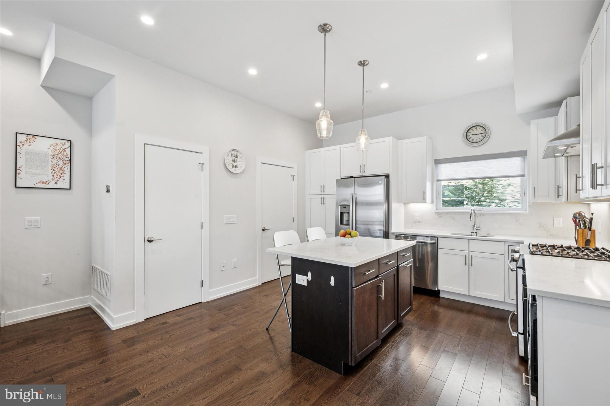 GRADUATE HOSPITAL - Residential