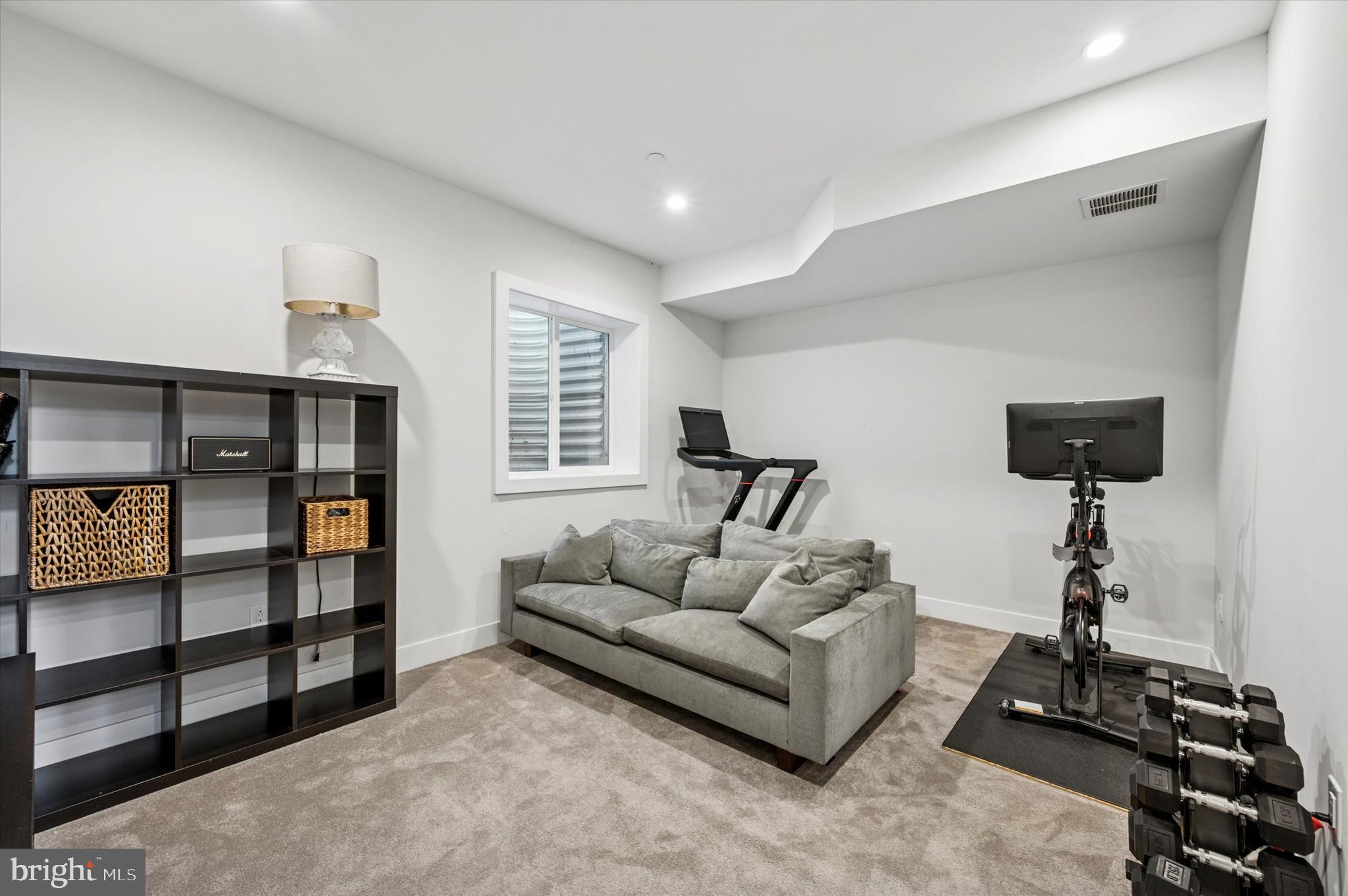 GRADUATE HOSPITAL - Residential