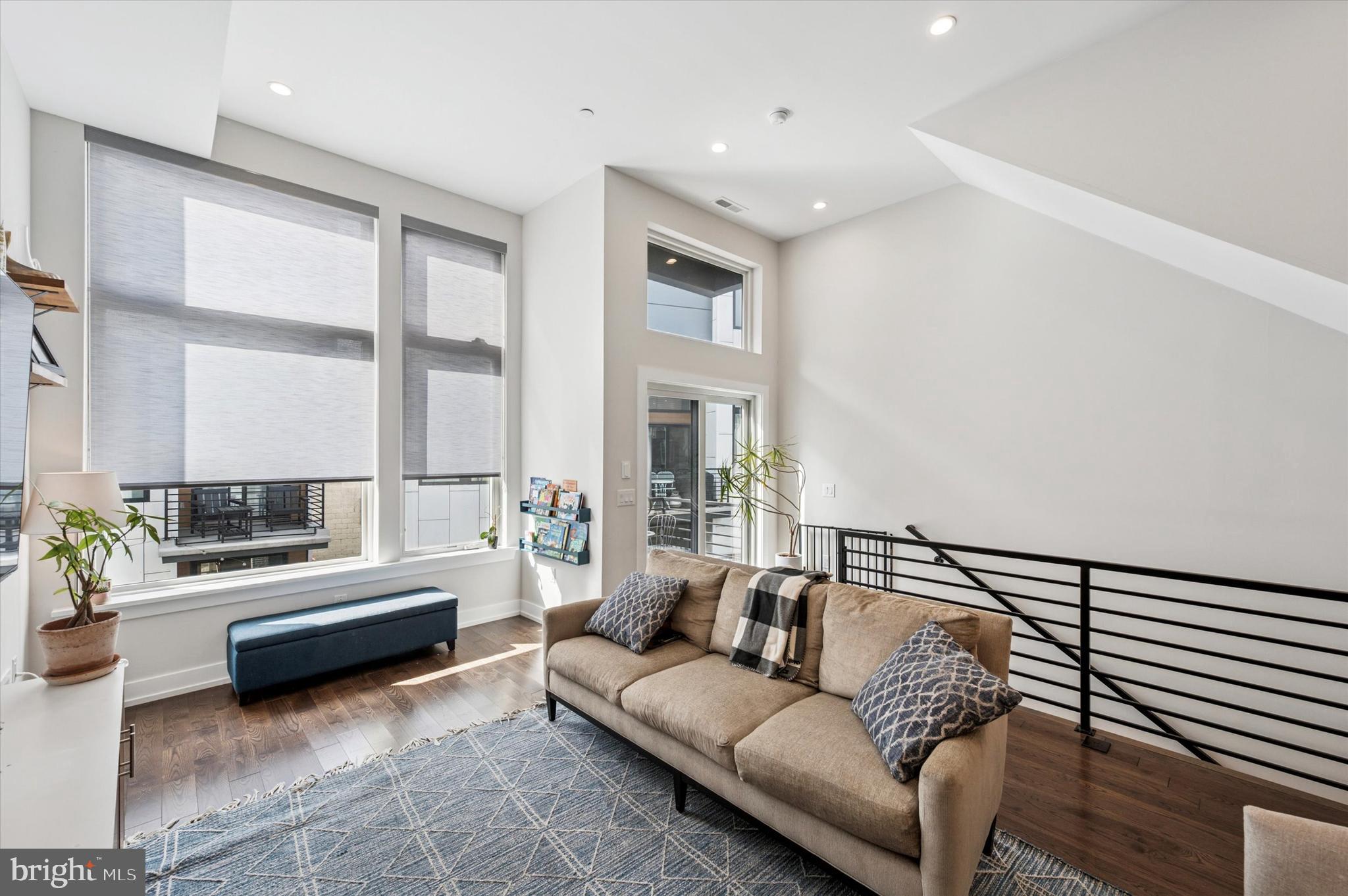 GRADUATE HOSPITAL - Residential