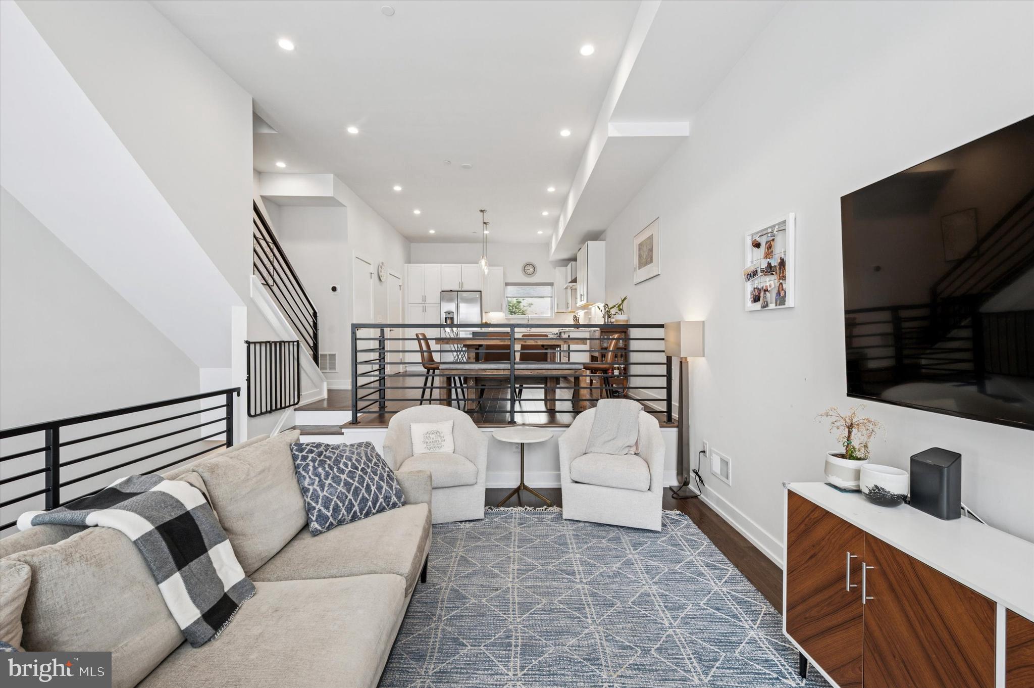 GRADUATE HOSPITAL - Residential