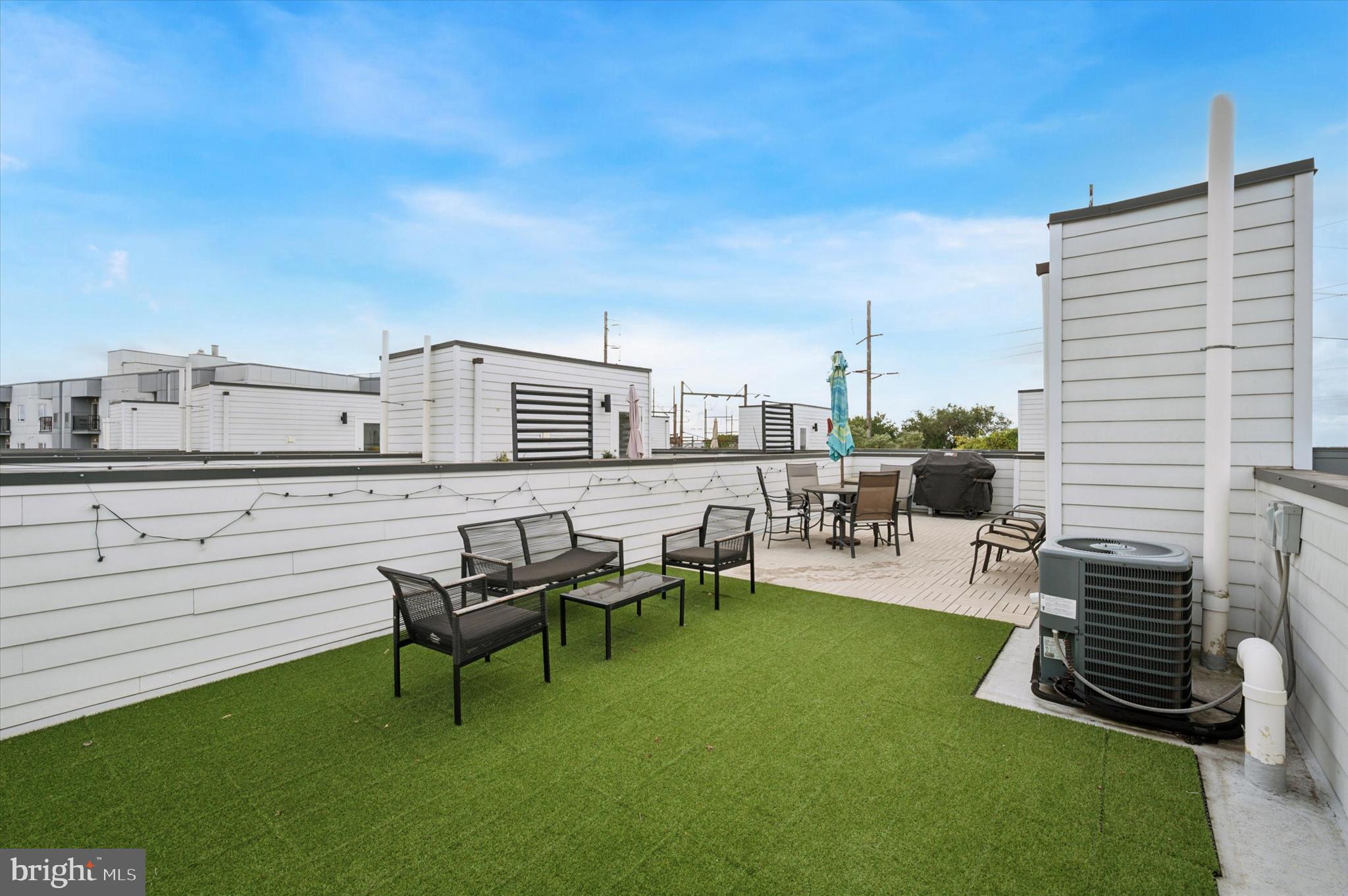 GRADUATE HOSPITAL - Residential