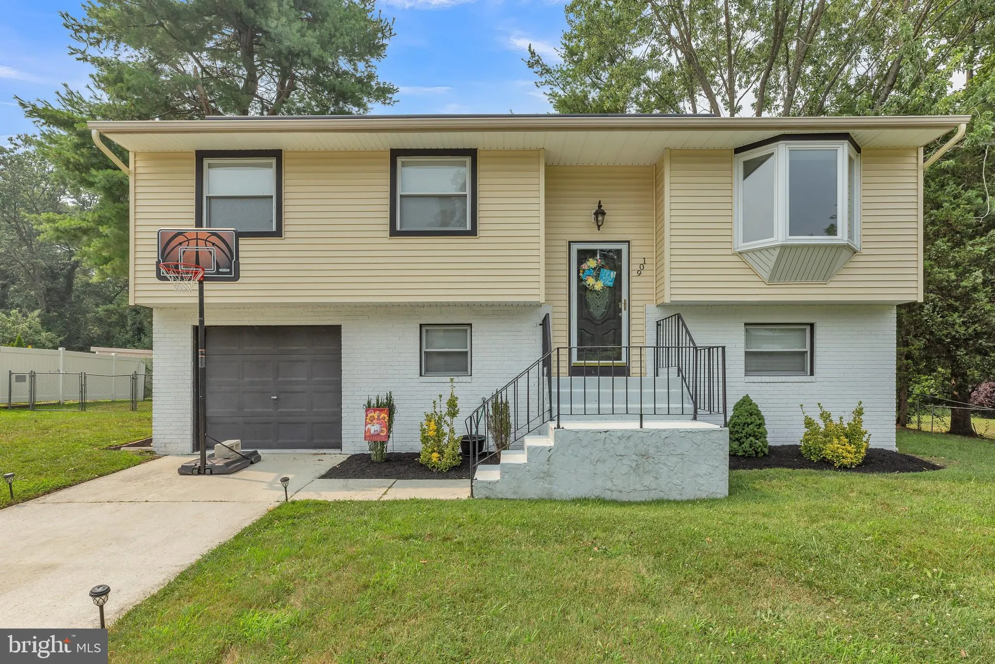 109 Concord Dr