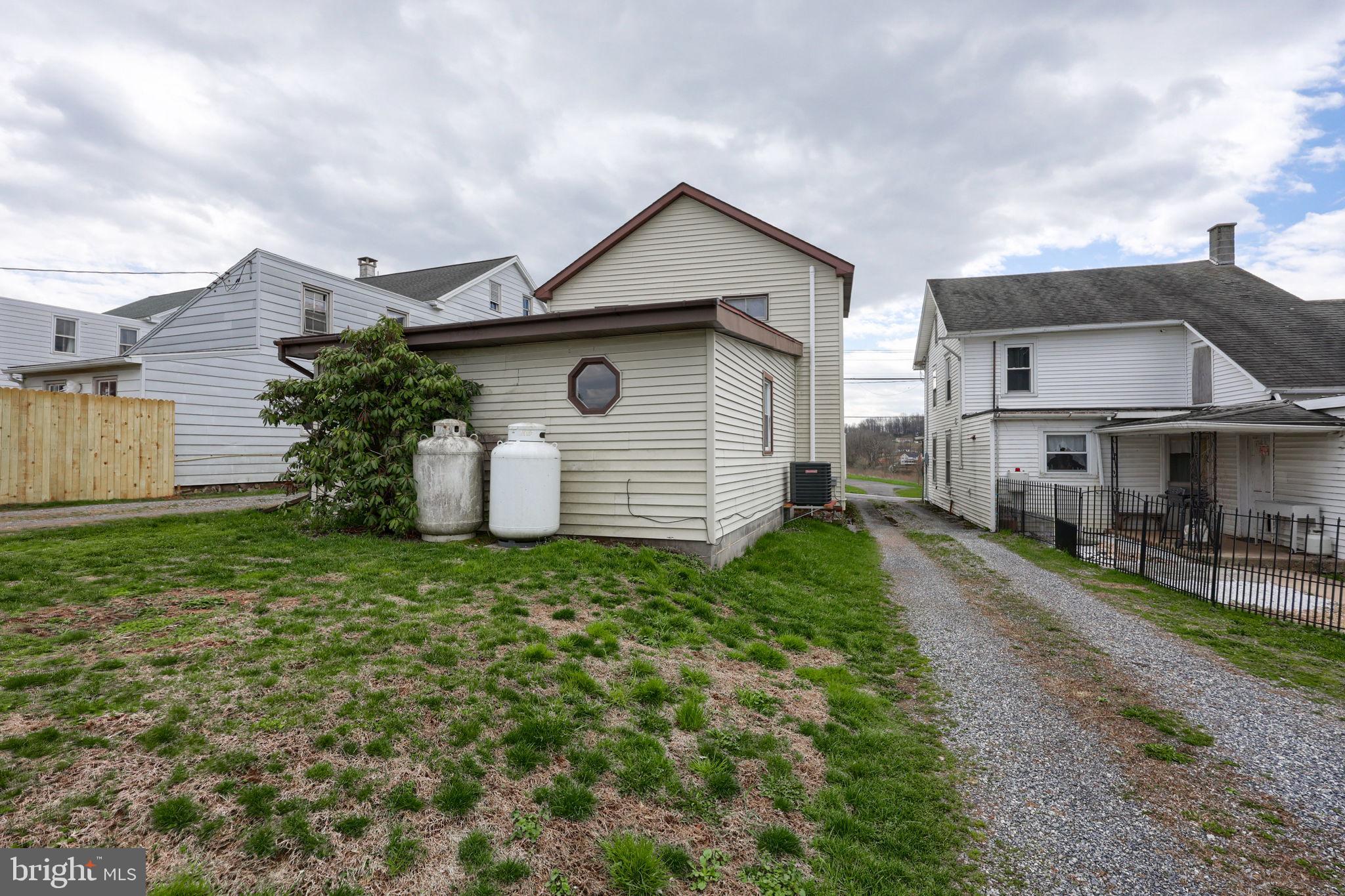 WEST COCALICO TWP - Residential