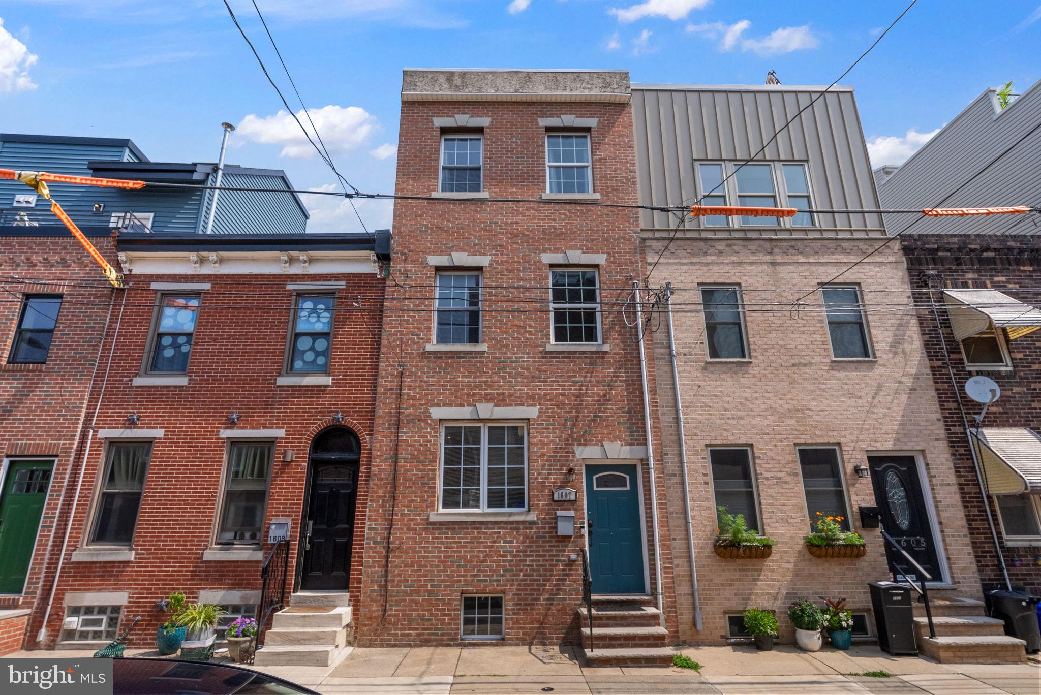 POINT BREEZE - Residential