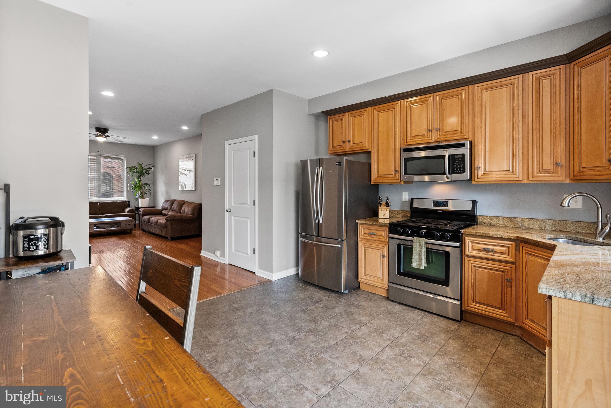 POINT BREEZE - Residential