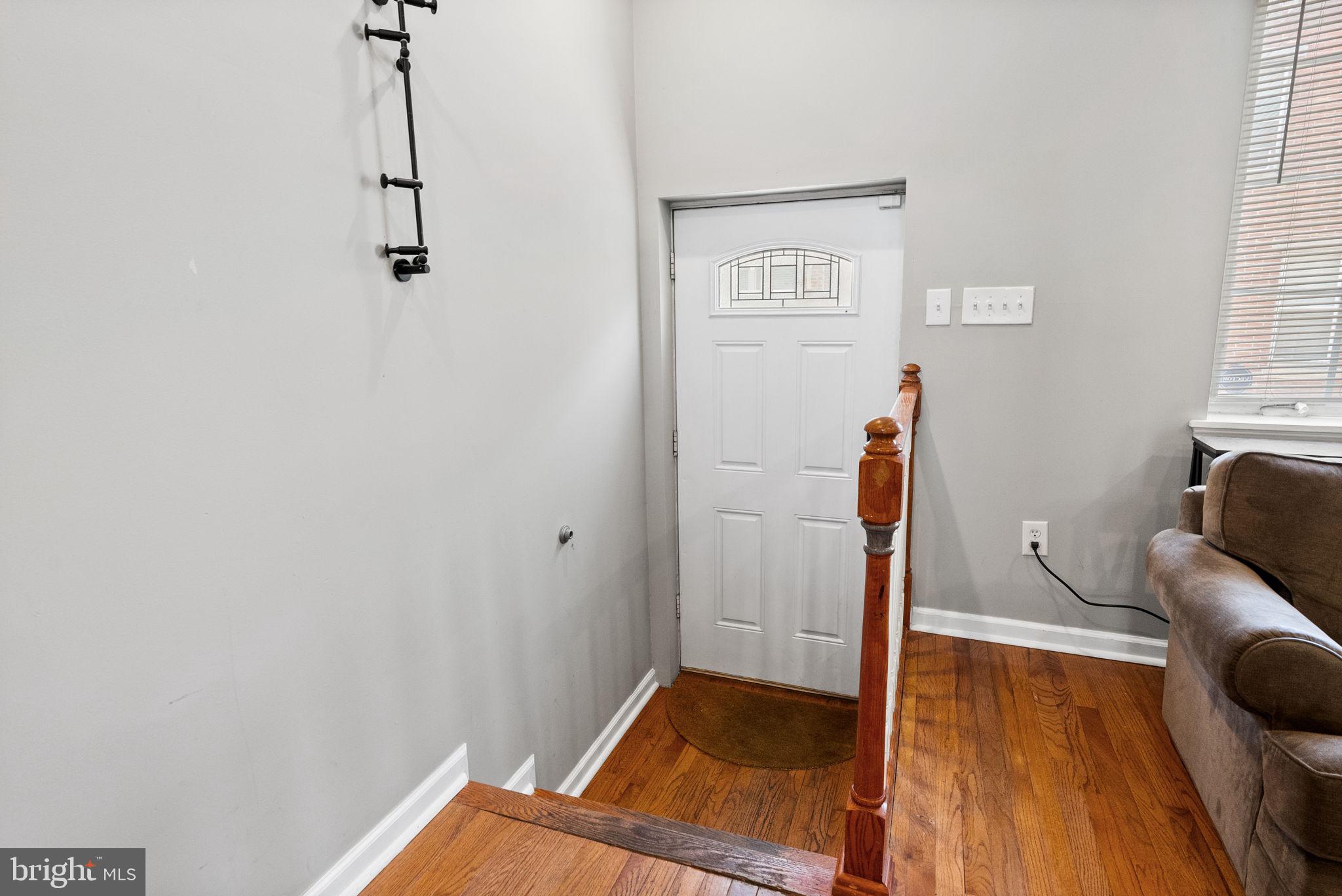 POINT BREEZE - Residential