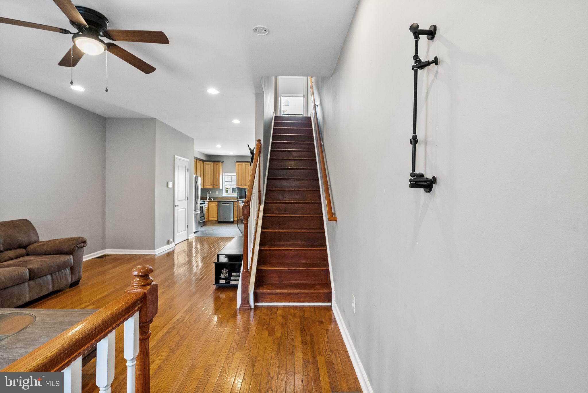 POINT BREEZE - Residential