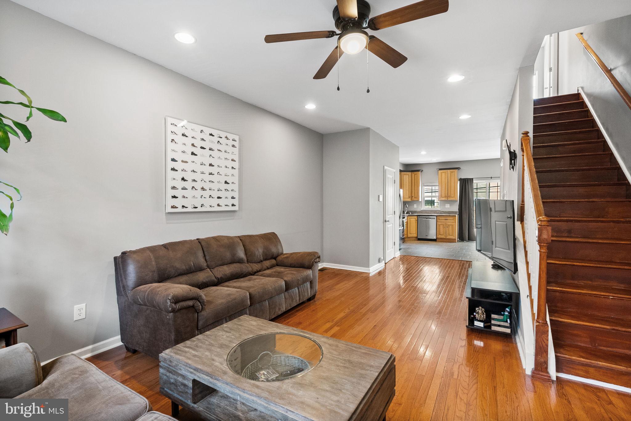 POINT BREEZE - Residential