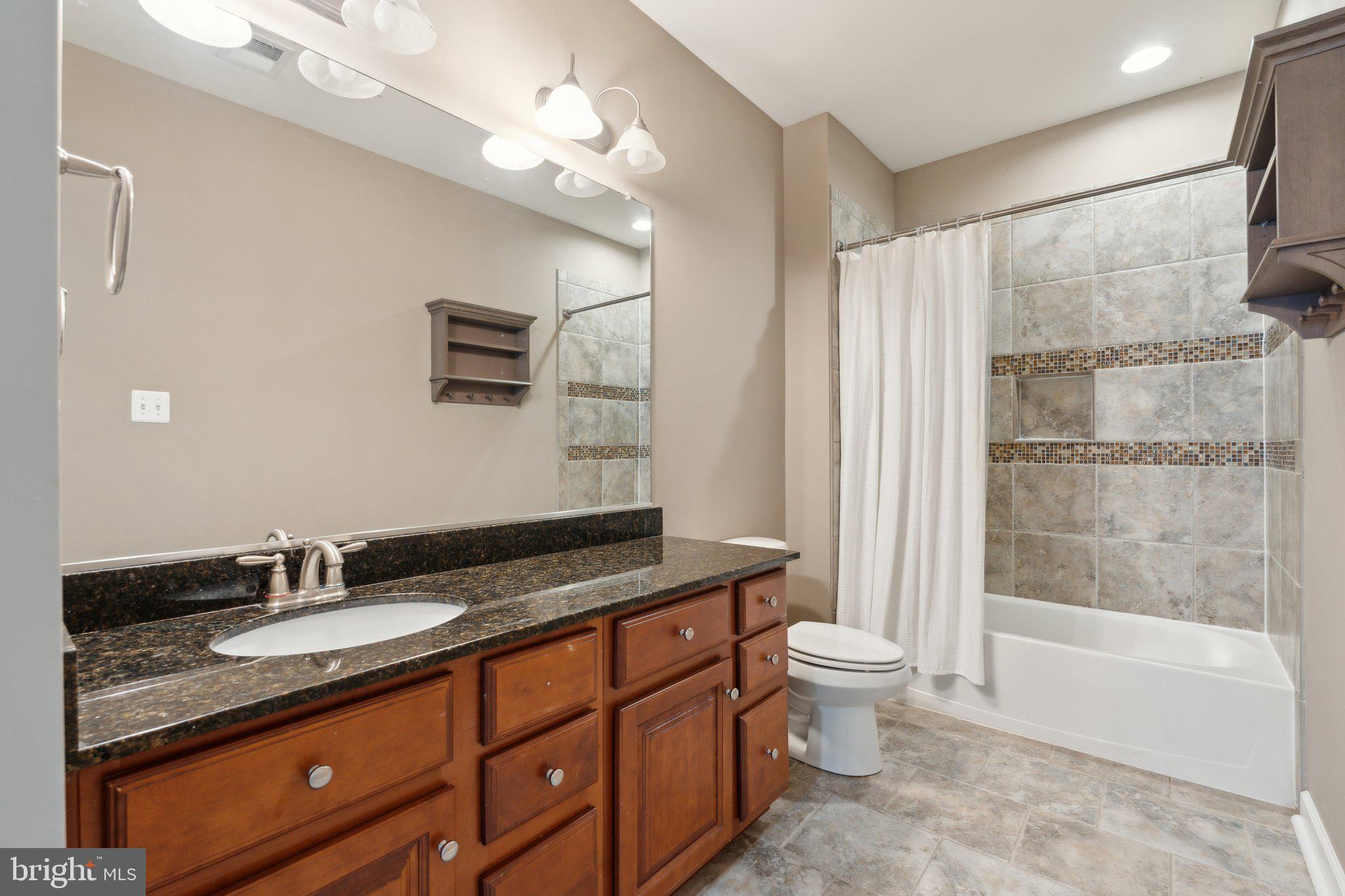 MOORES HAMLET - Residential