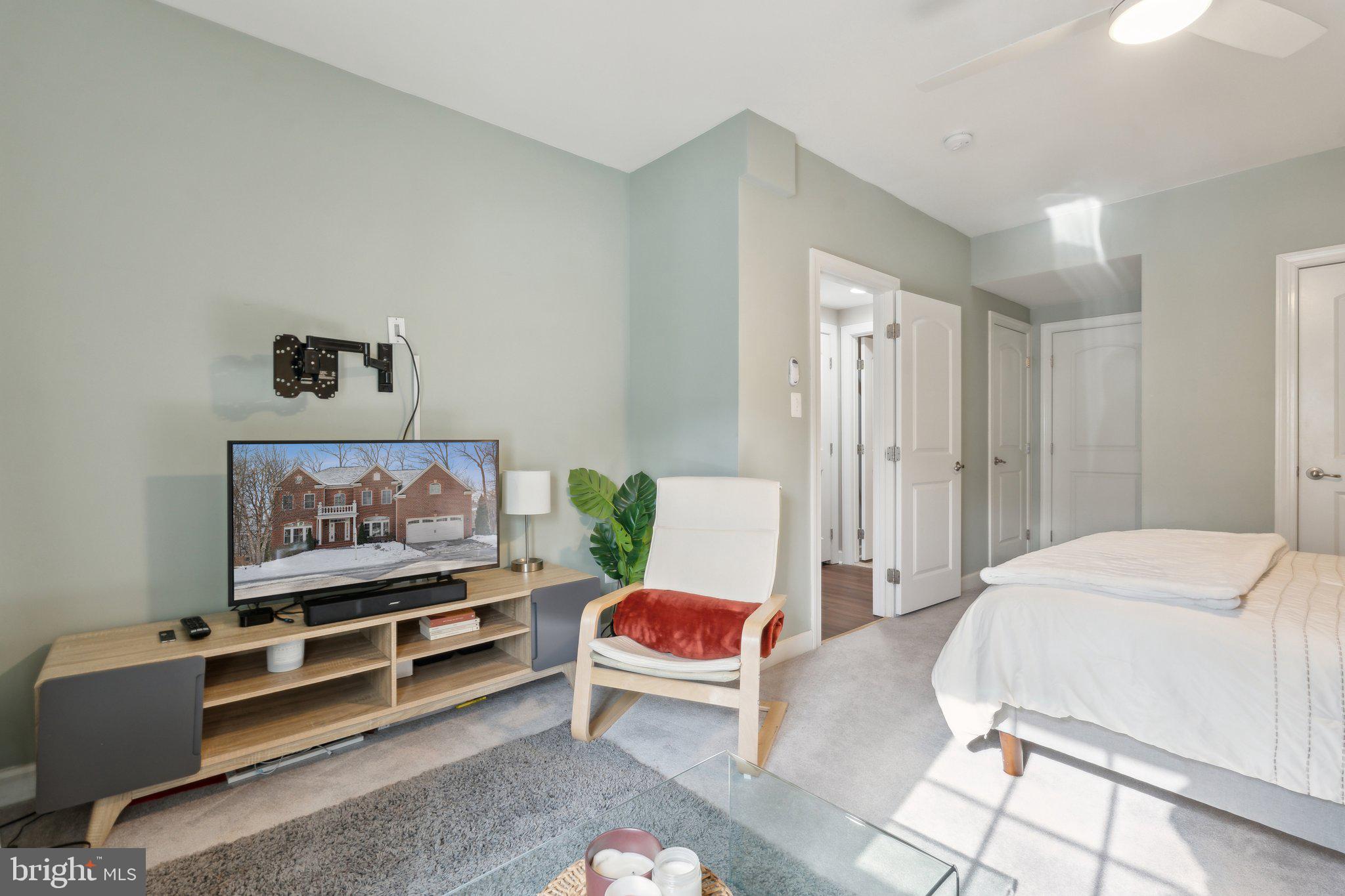 MOORES HAMLET - Residential