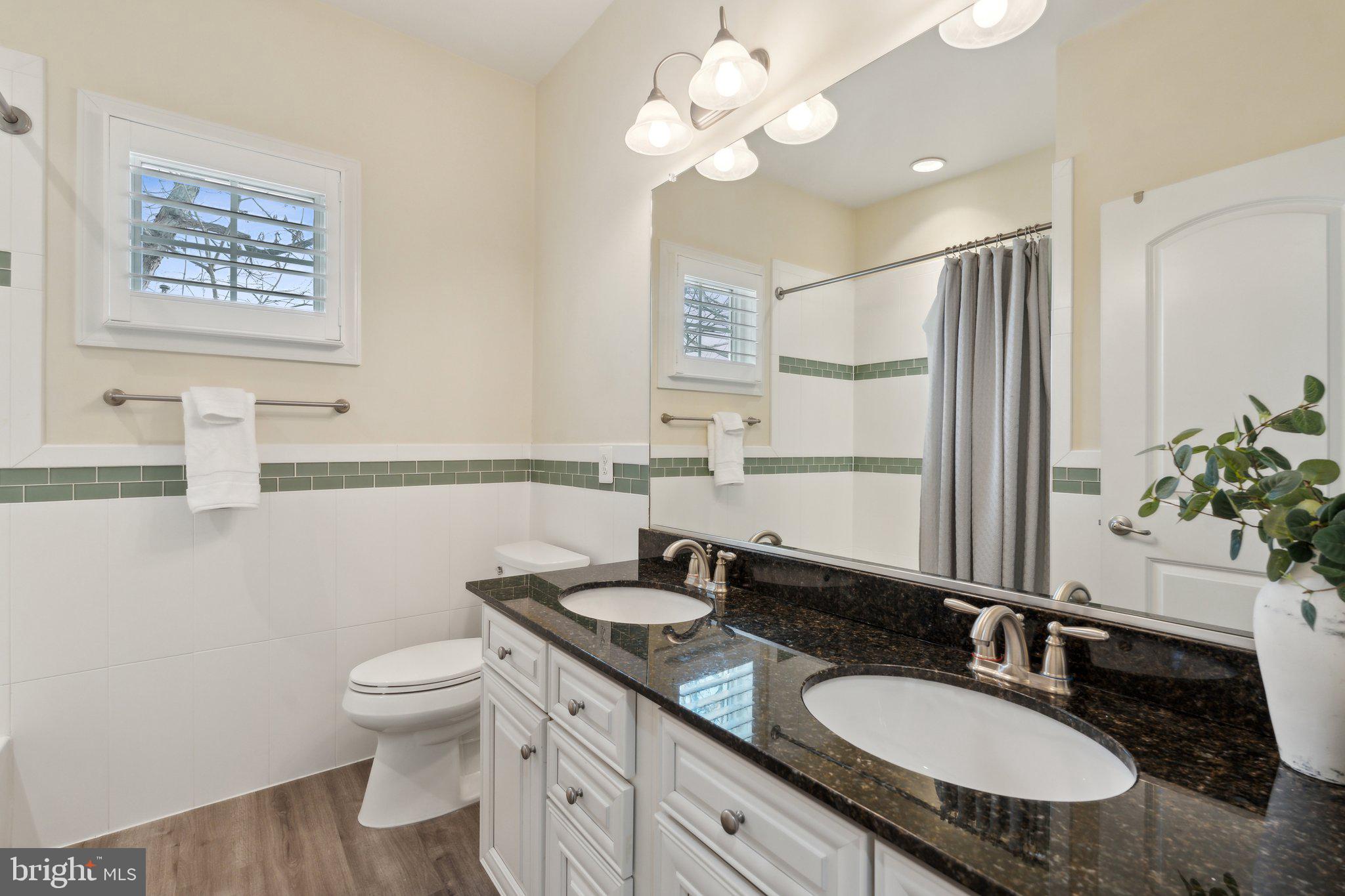 MOORES HAMLET - Residential