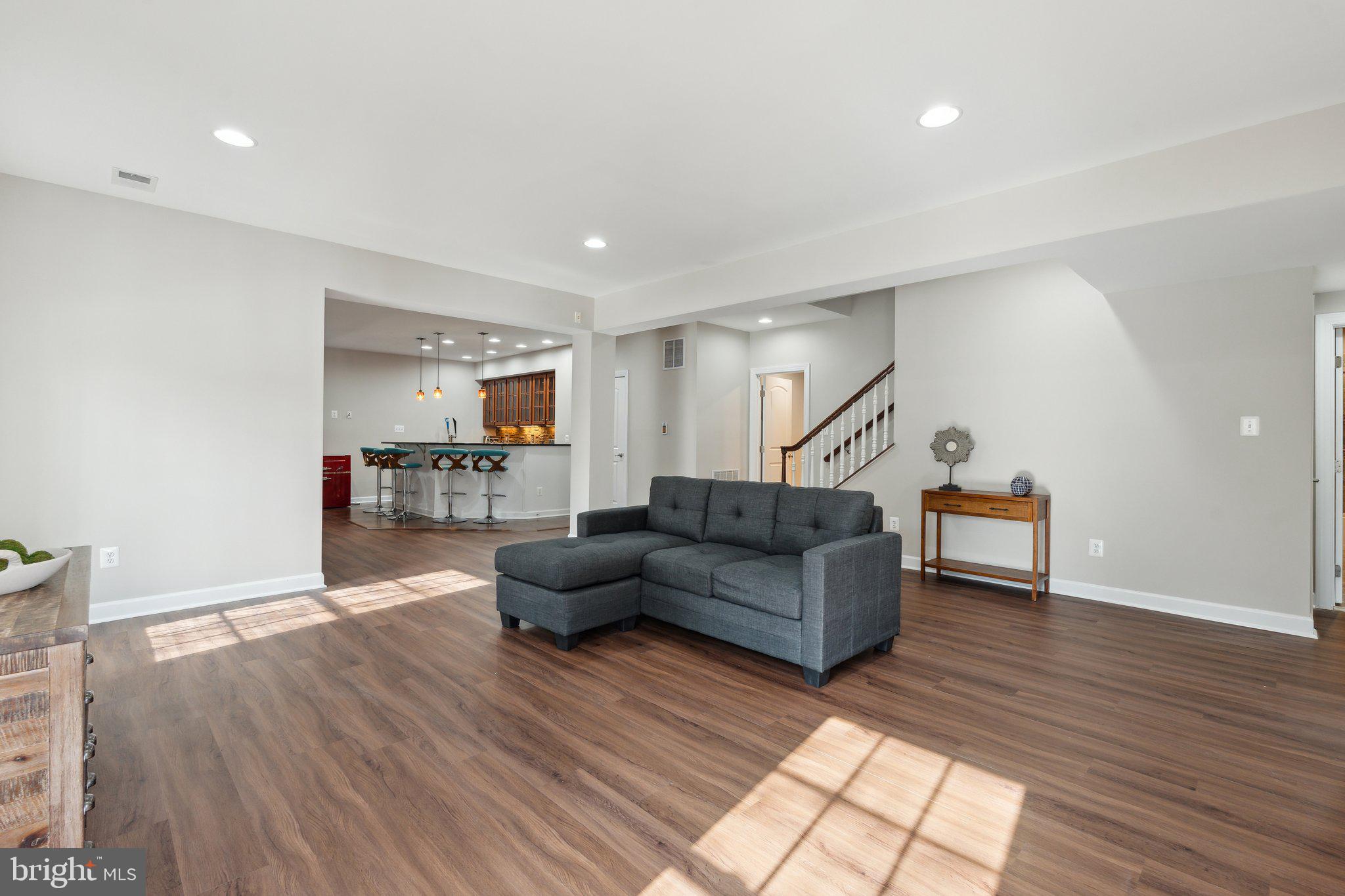 MOORES HAMLET - Residential