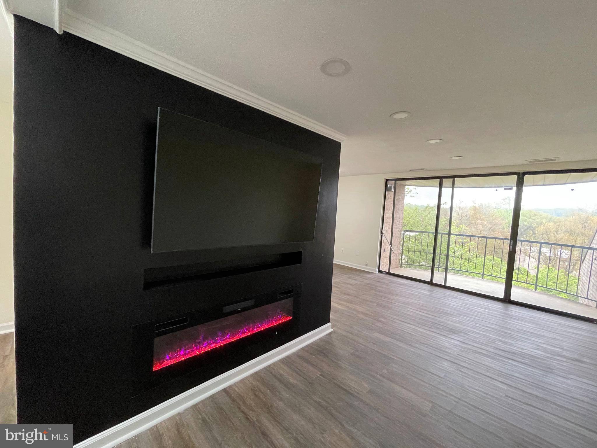 3339 HUNTLEY SQUARE DRIVE A-1