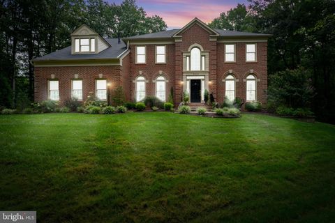 9808 PORTSIDE DRIVE BURKE VA 22015